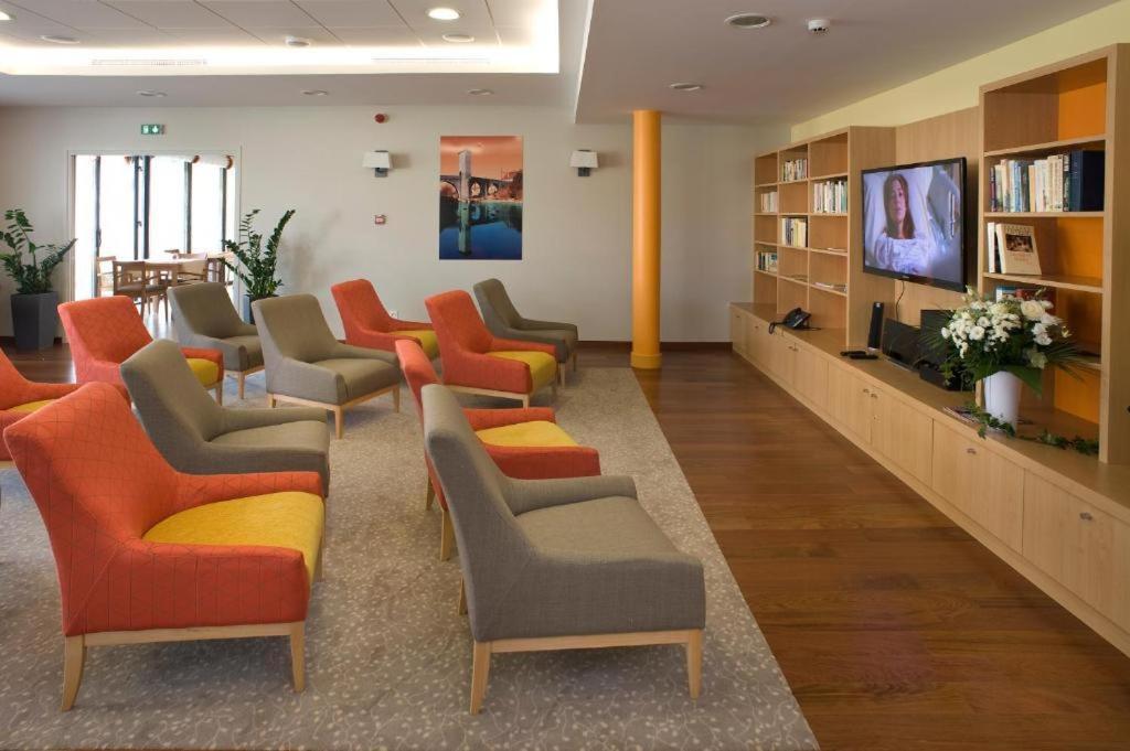 Aparthotel Domitys Les Cles D'Or Orthez Exterior foto